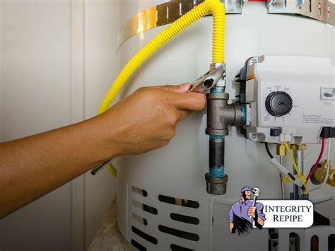 Leak from Top of Water Heater: Common Causes and Effective。